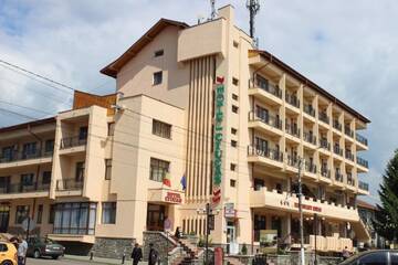 Фотографии Отель Hotel Ciucas г. Вэлени-де-Мунте (Румыния) №1 Фото Отель Hotel Ciucas г. Вэлени-де-Мунте 1