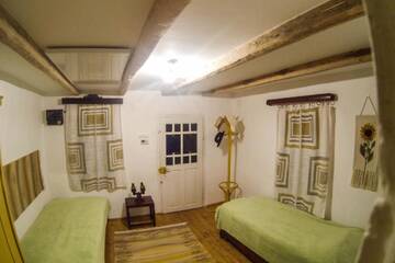 Фото номера Дом с 4 спальнями Дома для отпуска Casa Zmeura г. Вэлени-де-Мунте 20