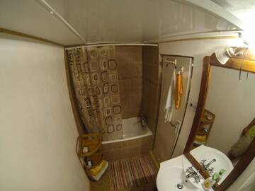 Фото номера Дом с 4 спальнями Дома для отпуска Casa Zmeura г. Вэлени-де-Мунте 39